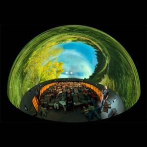 Cúpula interior de proyección para planetario fulldome